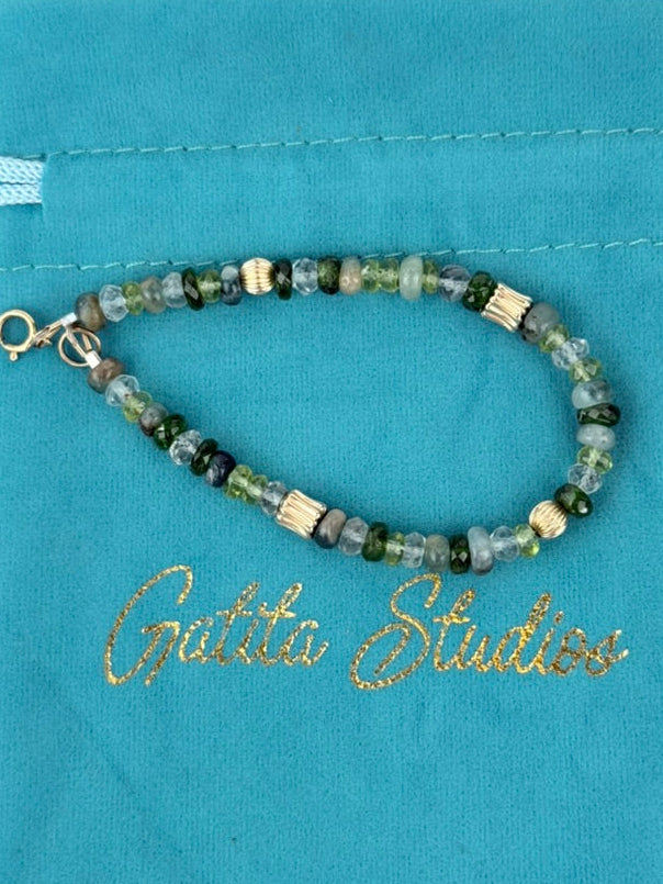 Multi gemstone bracelet with corrugated rondelles