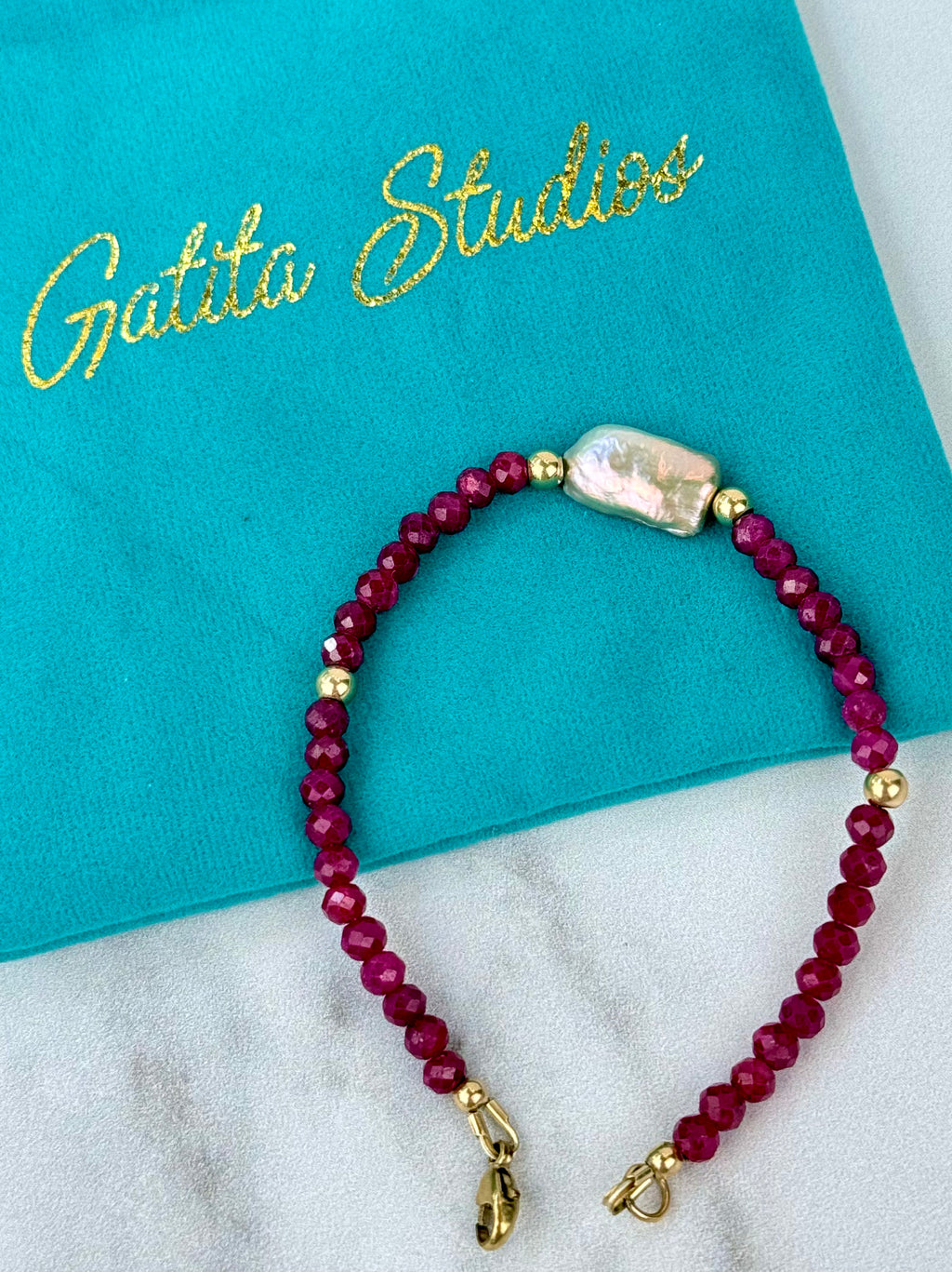 Ruby bracelet with Pearl