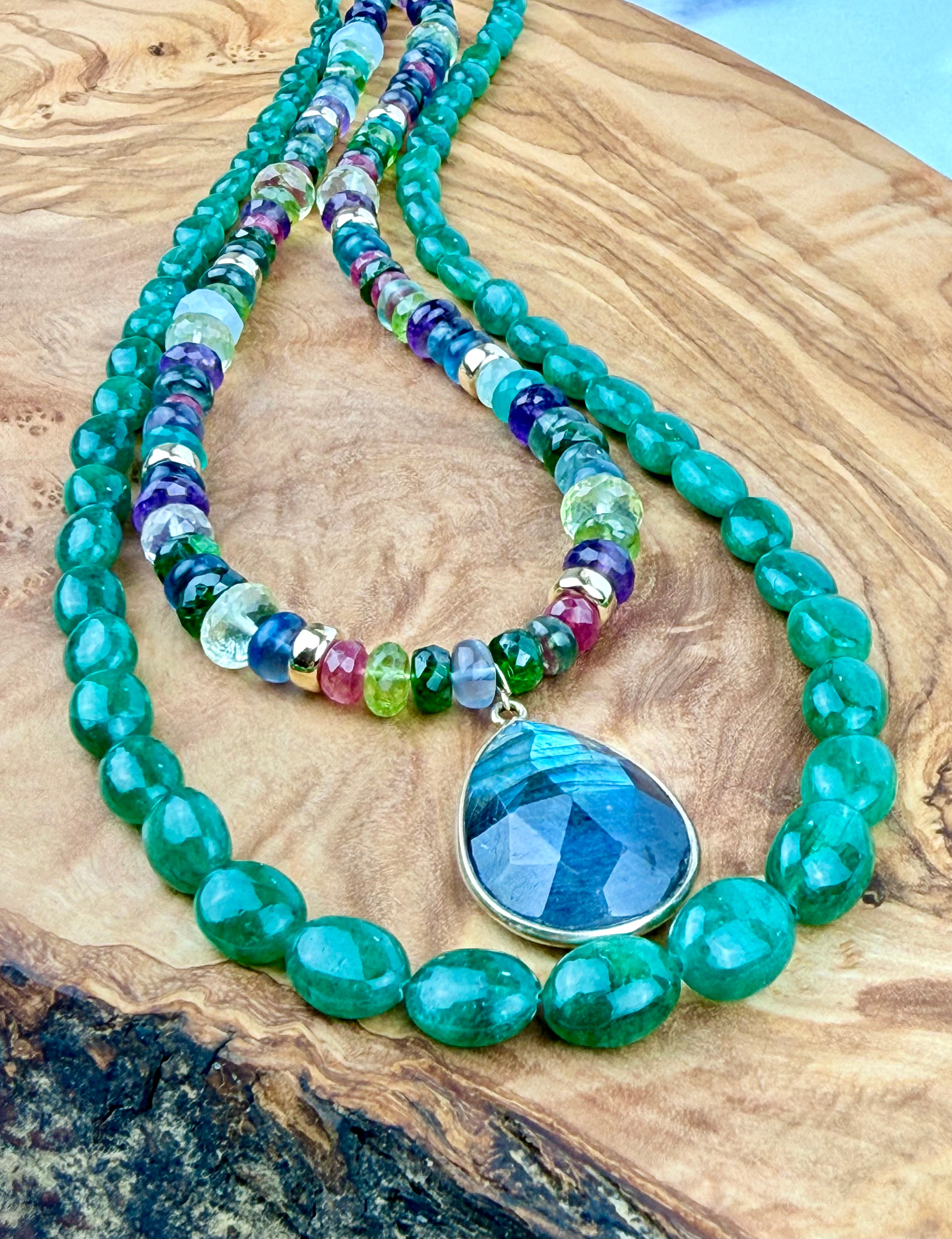 Emerald beaded gemstone necklace