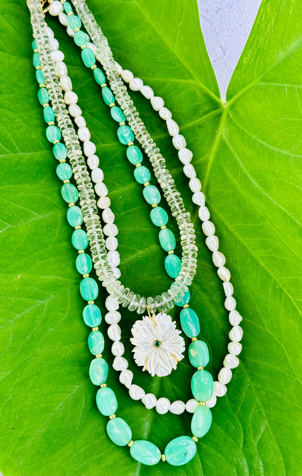 Chrysoprase oval necklace with GF rondelle accents